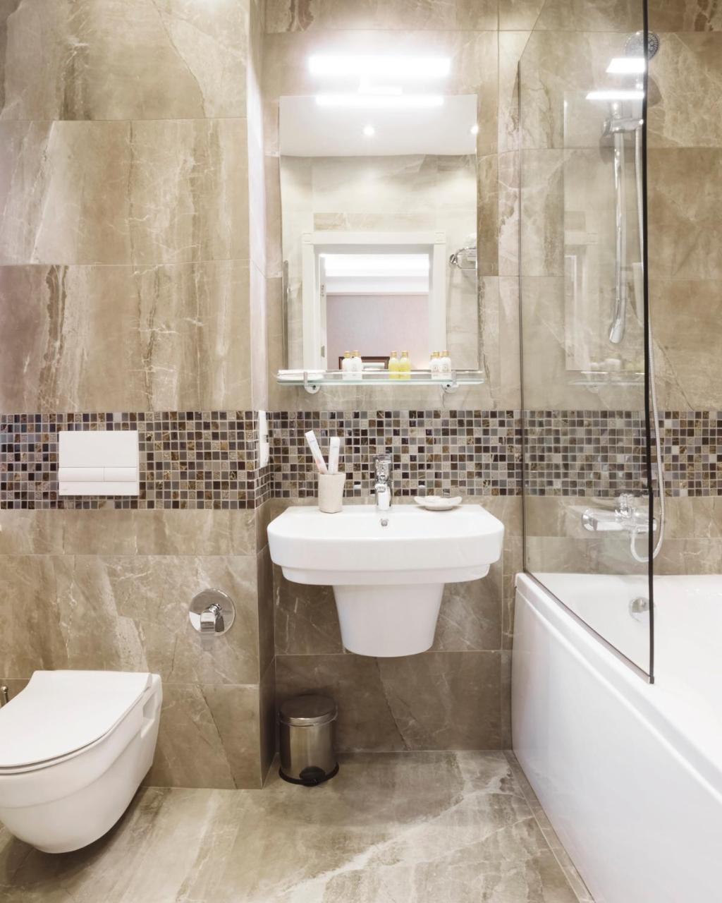 Roxen Hotel&Spa تشيسيناو المظهر الخارجي الصورة