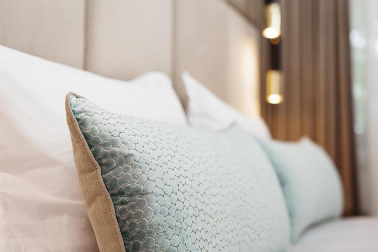 Roxen Hotel&Spa تشيسيناو المظهر الخارجي الصورة