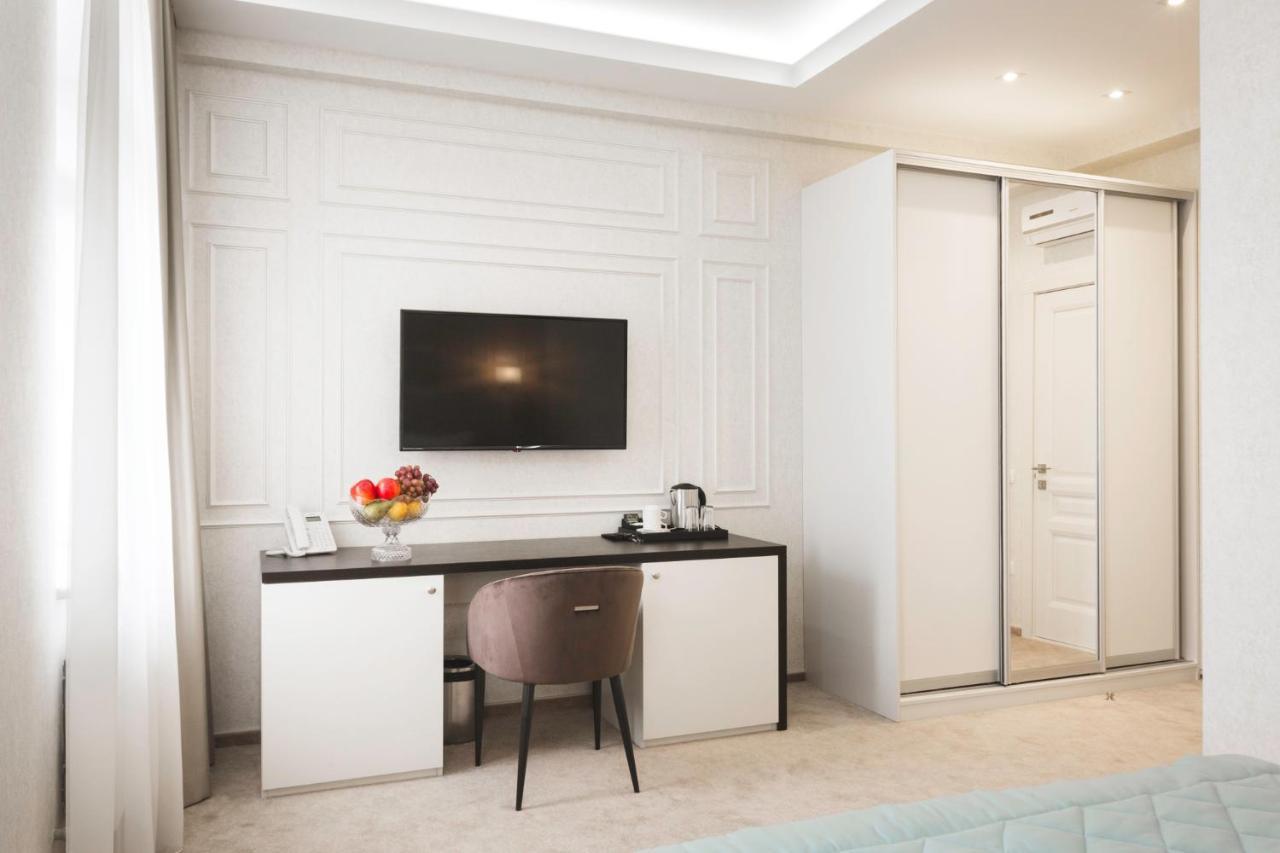 Roxen Hotel&Spa تشيسيناو المظهر الخارجي الصورة