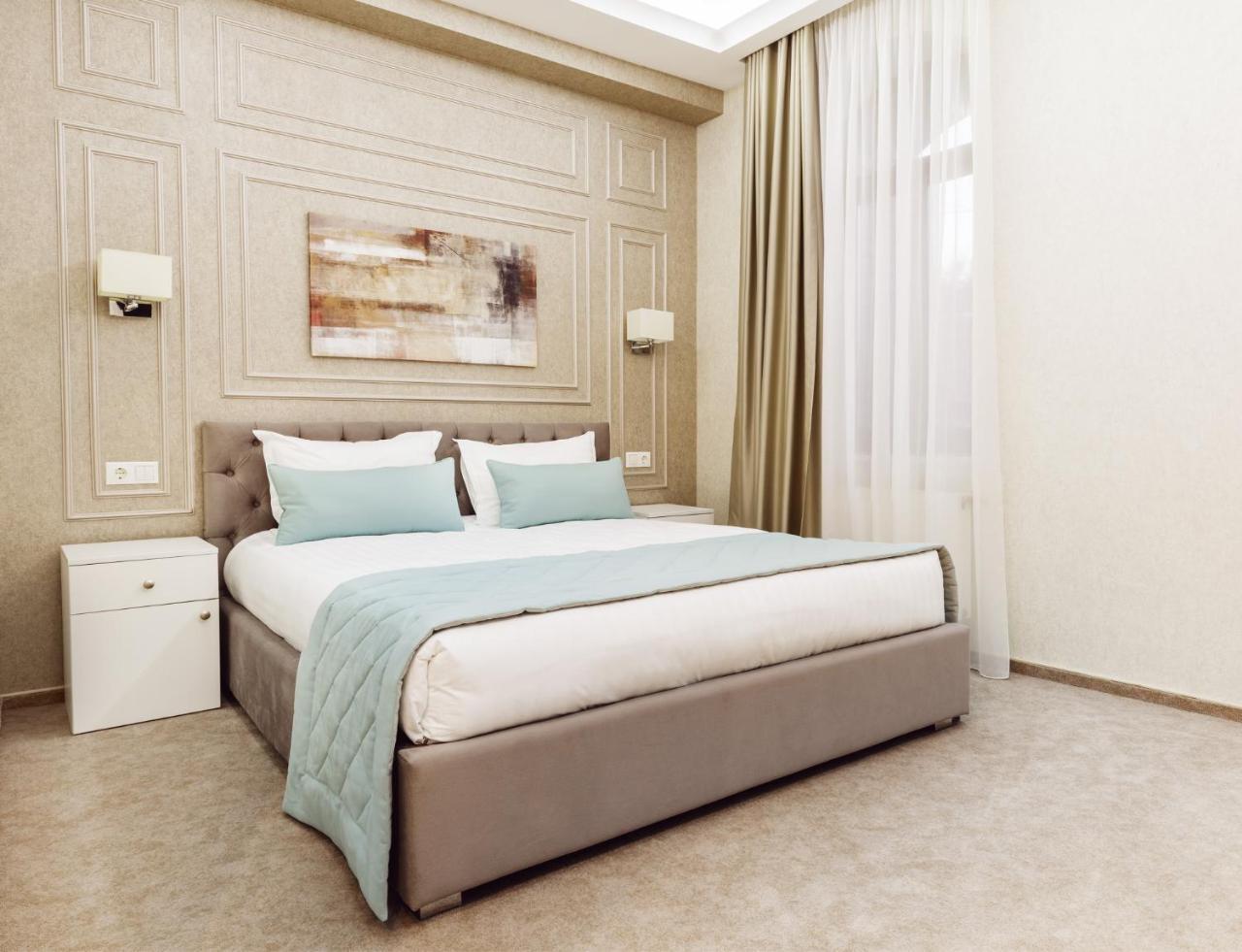 Roxen Hotel&Spa تشيسيناو المظهر الخارجي الصورة